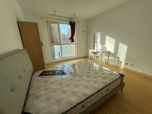 合租·康城 4居室 南卧