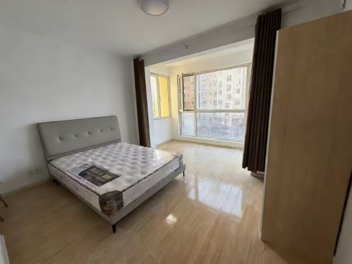 合租·康城 4居室 南卧