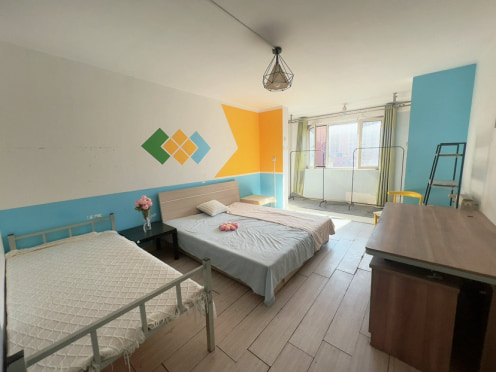 合租·樱花苑 5居室 南卧