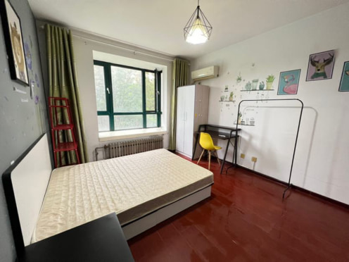 合租·温哥华花园 5居室 南卧