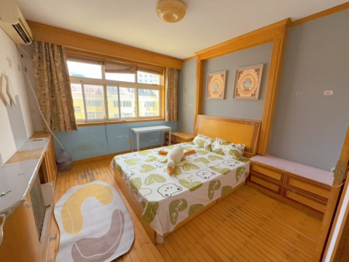 合租·福苑小区东区 5居室 南卧