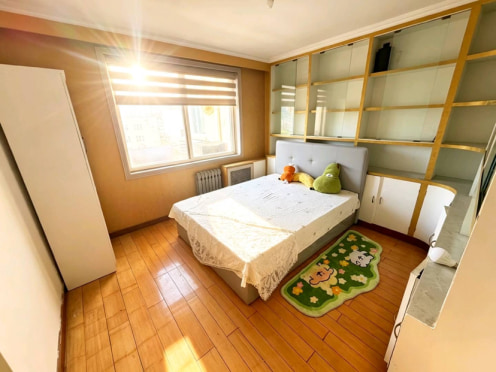 合租·哈尔滨路28号 5居室 东北卧