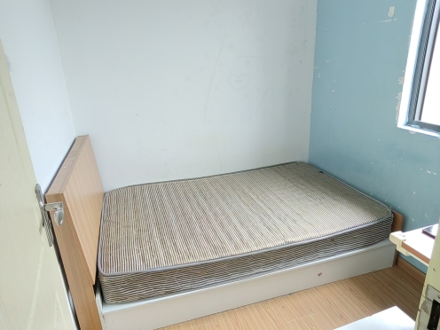 合租·白塔人家 5居室 复式 西北卧