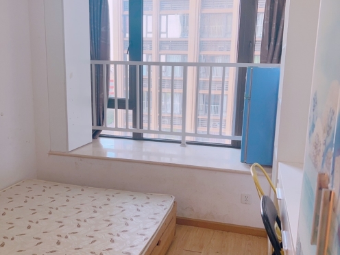 独栋·尚顶公寓 龙城一号钻石广场店 无中介可月付！龙城一号钻石公寓934 开间