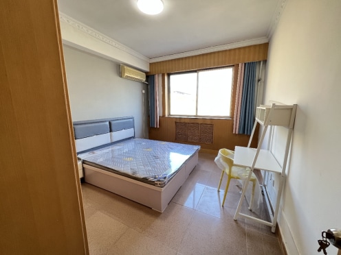 合租·石煤机一生活区 5居室 北卧