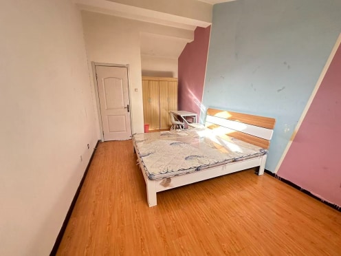 合租·金谈固家园天坛园 5居室 南卧