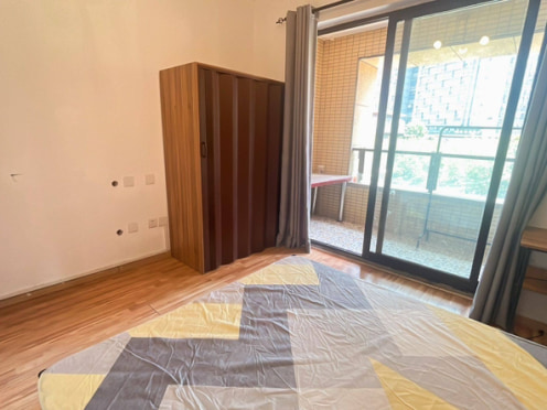 合租·华润凤凰城三期 4居室