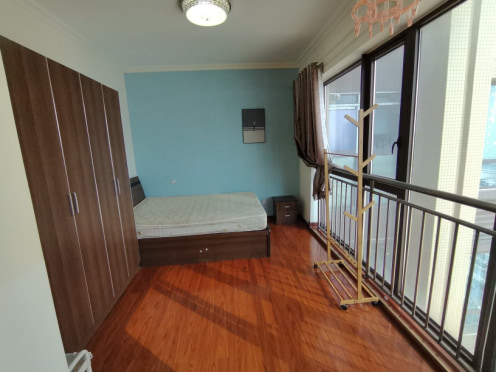 合租·香月湖 5居室