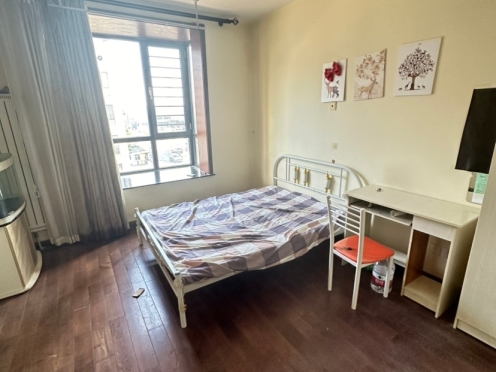 合租·依丽园 5居室 南卧