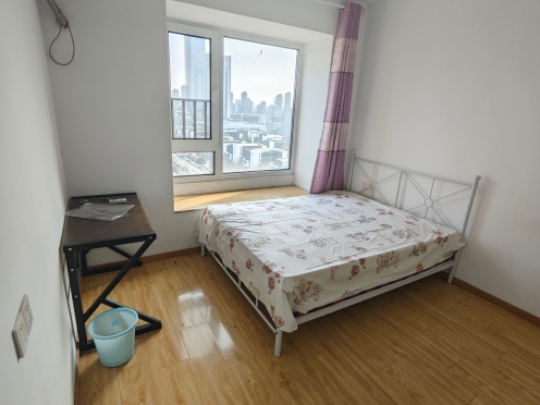 合租·万科西华府 5居室 南卧