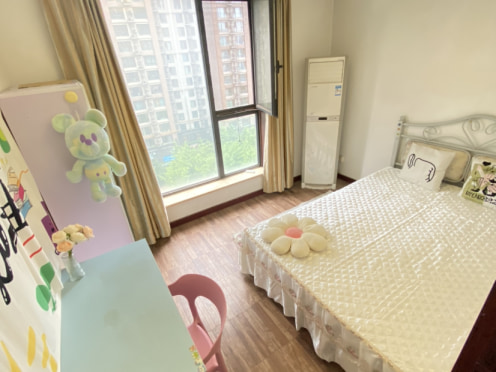 合租·旗远锦樾 5居室 南卧