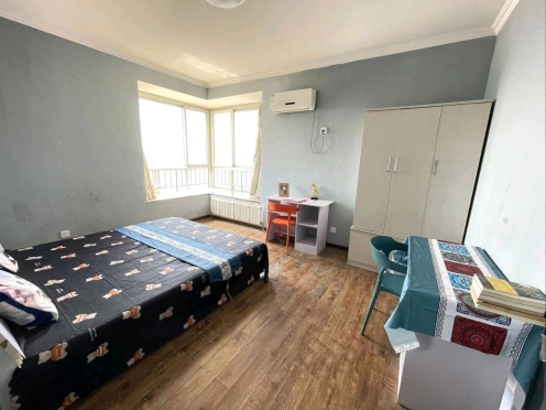 合租·日报小区 5居室 南卧