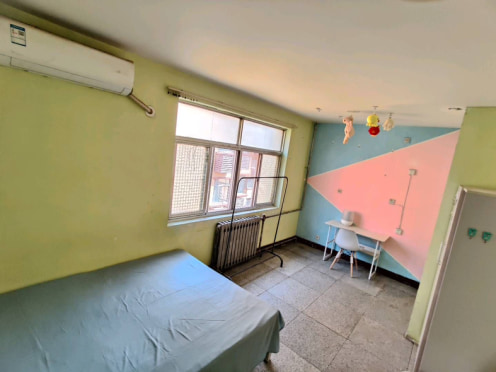 合租·丁白村家属院 5居室 南卧