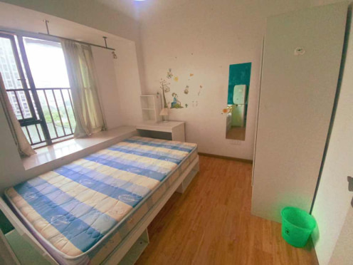 合租·保利花半里玫瑰园 4居室 南卧