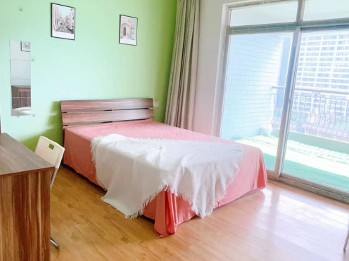 合租·渝蒲大厦 4居室 南卧