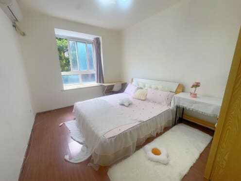 合租·金荷名邸 4居室