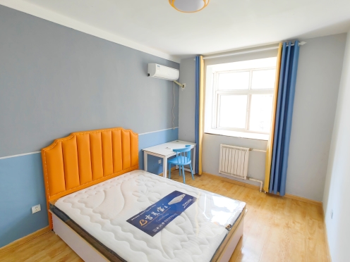 合租·春景花园 4居室 南卧