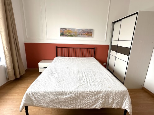 合租·圣淘沙花园 5居室 东南卧