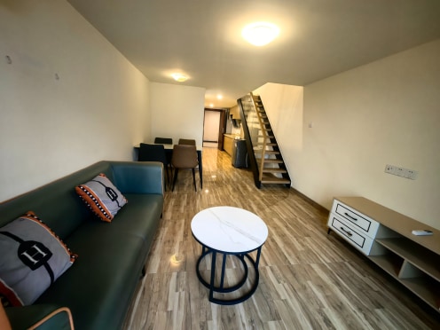 独栋·欧式奢寓 智慧新城三区店 小区复试两房房精装物业直租 2室1厅