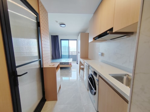 独栋·龙湖冠寓 秀山地铁站店 一号线地铁直达东街口  无中介费押一付一 独门独户精装修 开间