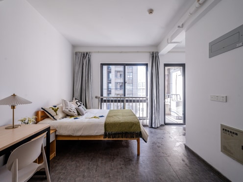 独栋·龙湖冠寓 高新区店 年底租房特惠季 品牌公寓【专享95折】学生实习/入职/租房特惠季 双层实心墙 近高新区万达 无中介 开间