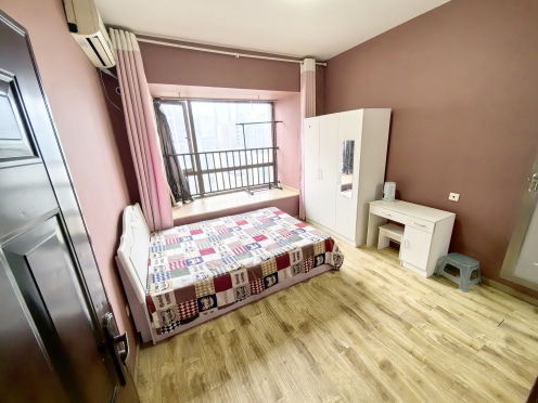 合租·香月湖 5居室 南卧