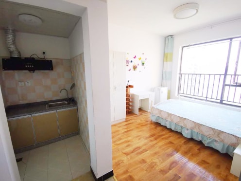 合租·朗基天香 5居室 南卧