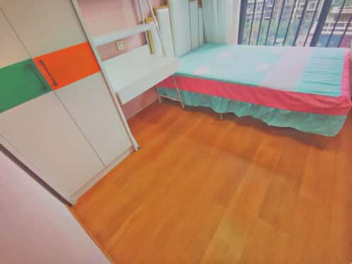 合租·滨江天樾 5居室 南卧
