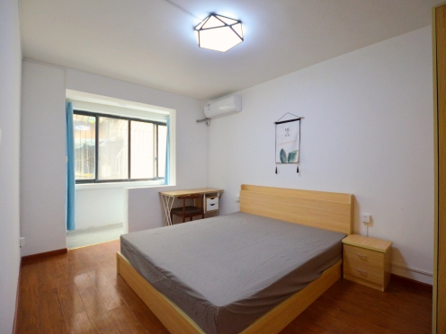 独栋·果果青年公寓 磨子桥 世外桃源广场对面 整租套三 磨子桥旁 整租套三 家具家电齐全 3室1厅