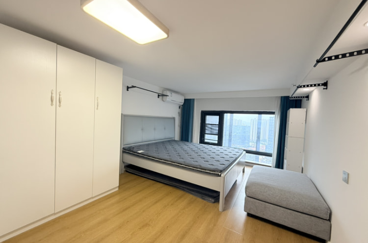 高配一室  多套房源 可押一付一  免费看房