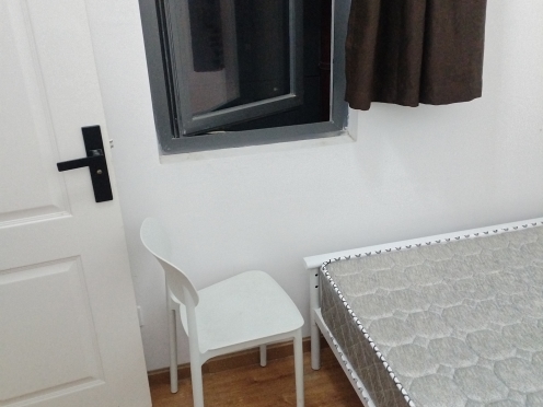 合租·绿城桂语朝阳 5居室 南卧