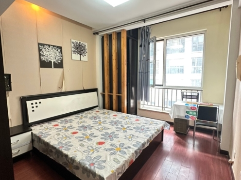 合租·鸿泰大厦 4居室 南卧