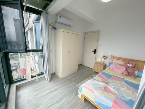 合租·天翼花园 5居室 南卧