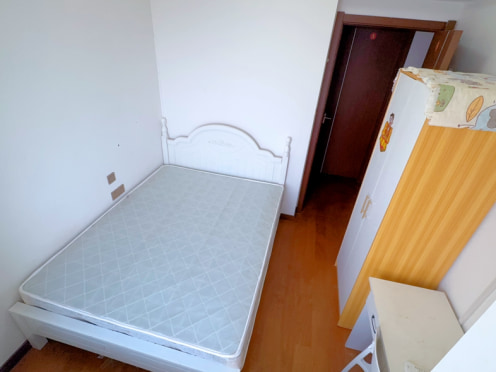 合租·新城阅璟台 5居室 南卧