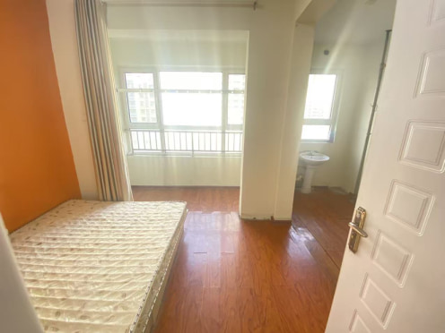 合租·凤凰国际南区 5居室 北卧