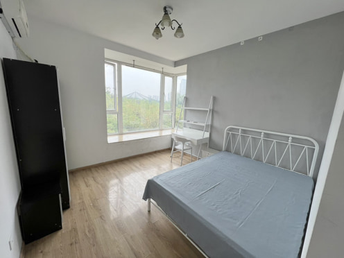 合租·锦东庭园 5居室 南卧