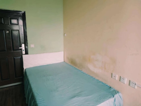 合租·军安卫士花园 5居室