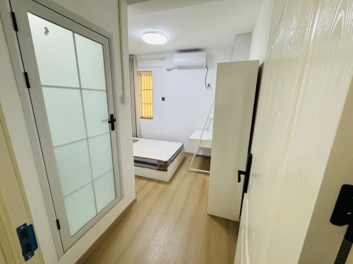 合租·惠民新村 5居室 南卧