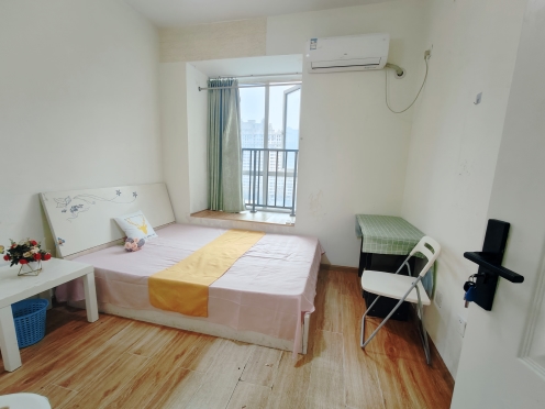 合租·祥和佳苑(高新) 4居室 南卧