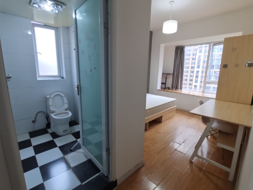 合租·新城吾悦华府 4居室 东/东南/南/西南卧