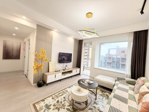 独栋·家欣喜公寓 东城映象 成华区套二 东郊记忆理工大学 78号线双地铁 339 万象城 2室1厅