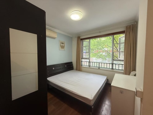 合租·成都后花园蝶院 4居室