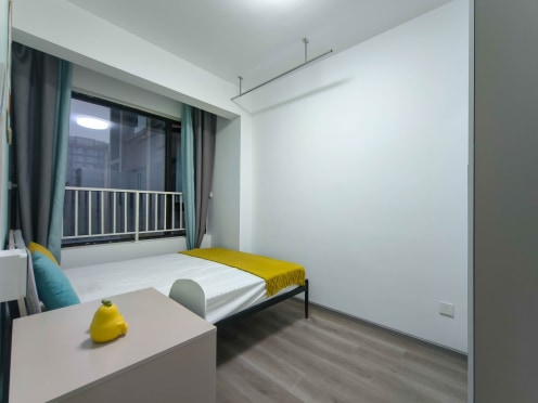 合租·龙欣苑 4居室