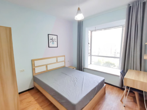 合租·金元国际新城南区 3居室 南卧