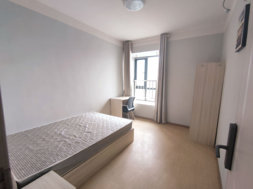 合租·中天铭廷 4居室 北卧