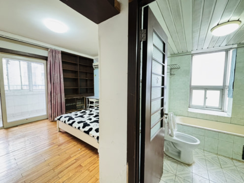 合租·电信小区（高新） 5居室 南卧