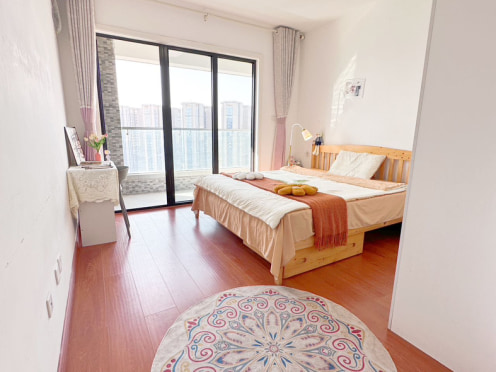 合租·麓府 5居室