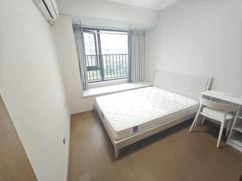 合租·领地玖苑府 4居室 南卧