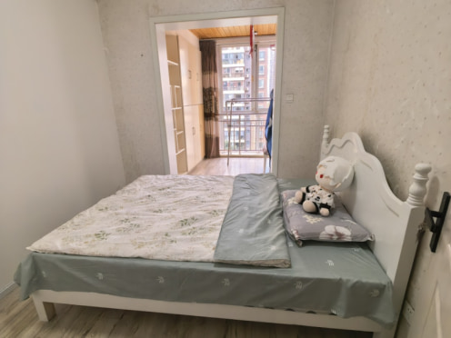 合租·蓝岸丽景 4居室 南卧