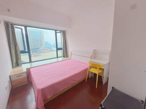 合租·恒大名都 4居室 南卧